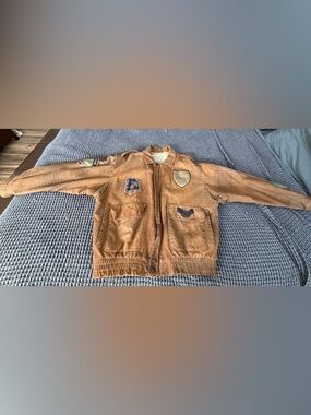 Men’s Vintage Leather Bomber Jacket with Military Patches - Brown XL